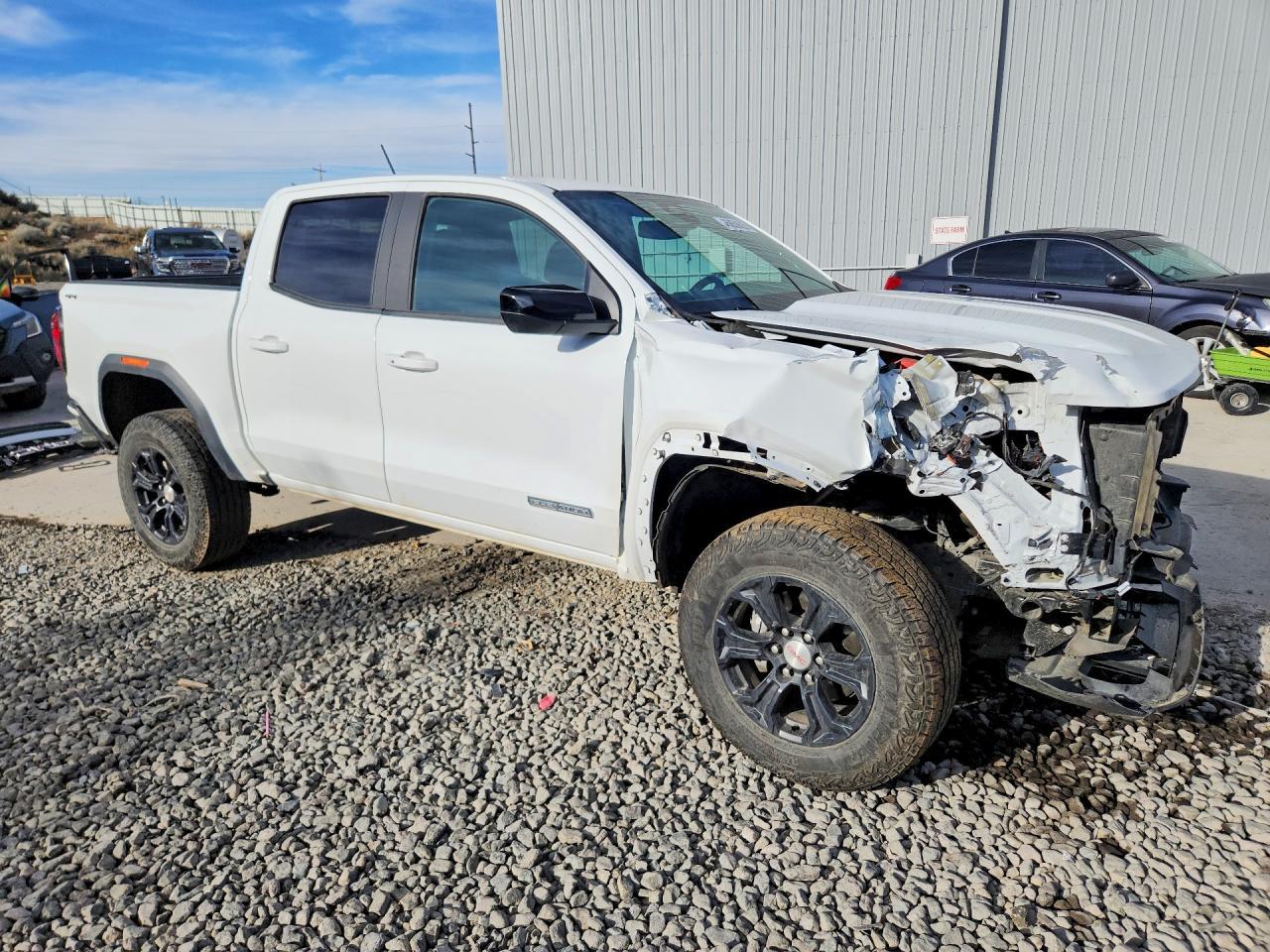 2024 GMC Canyon Elevation