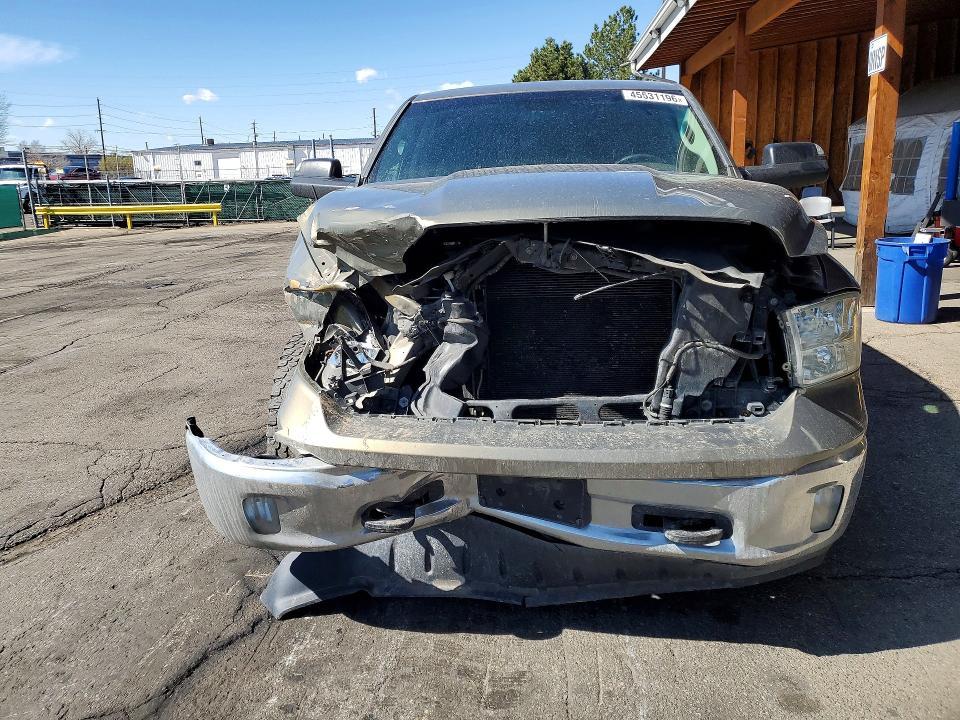 2013 Dodge RAM 1500 SLT