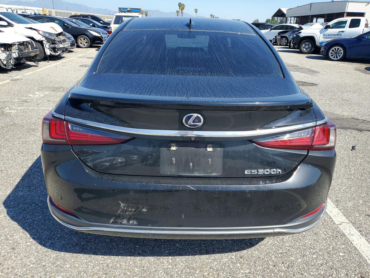 2020 Lexus Es 300h