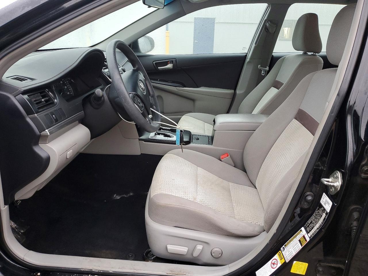2013 Toyota Camry le