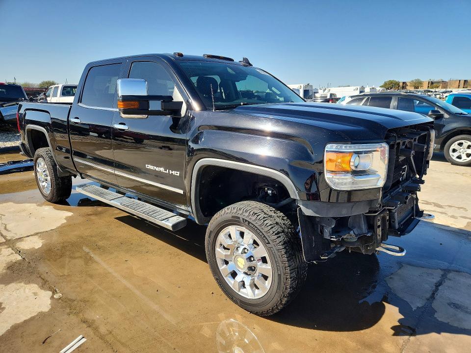 2017 GMC Sierra K2500 Denali