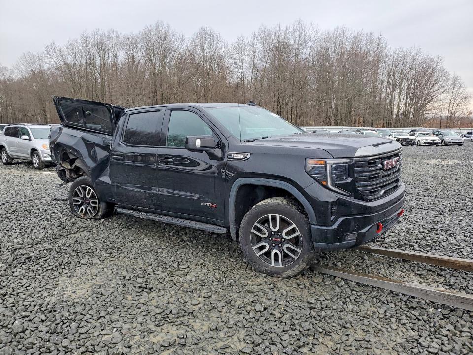 2023 GMC Sierra K1500 AT4