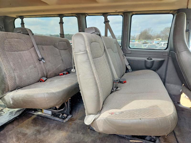 2016 Chevrolet Express G3500 lt