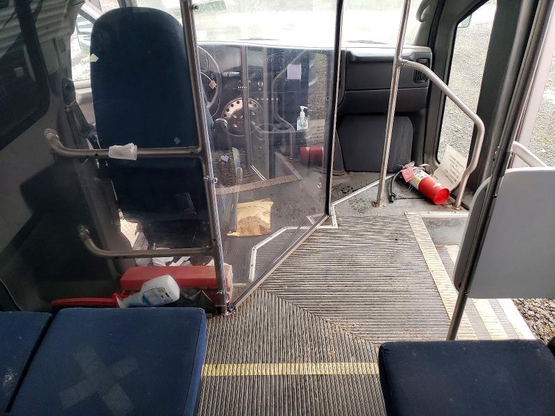 2014 Chevrolet Express G4-Shuttle Bus