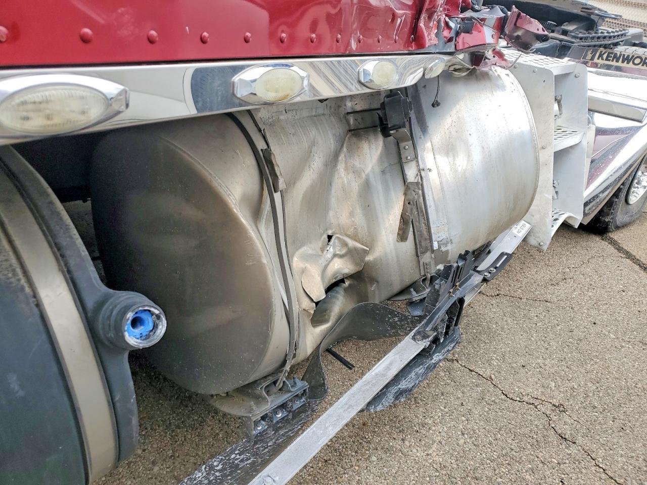 2020 Kenworth Construction T680