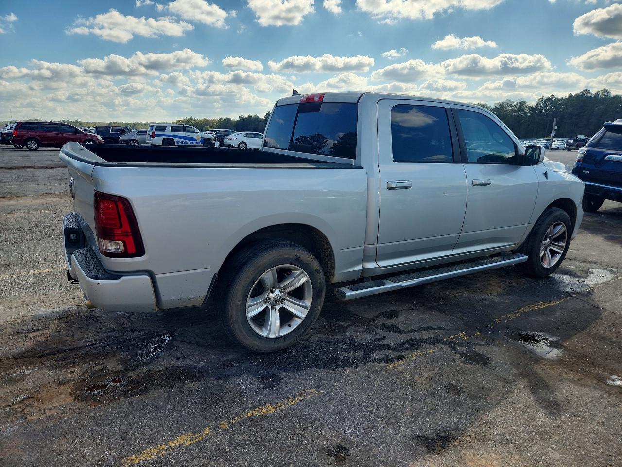 2016 Dodge RAM 1500 Sport
