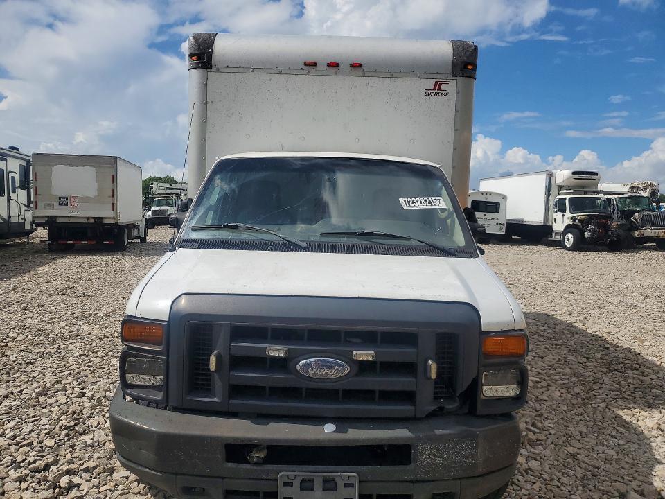 2013 Ford E350 BOX Truck