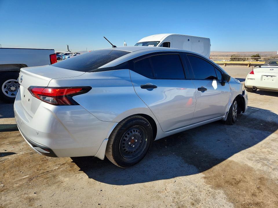 2020 Nissan Versa s