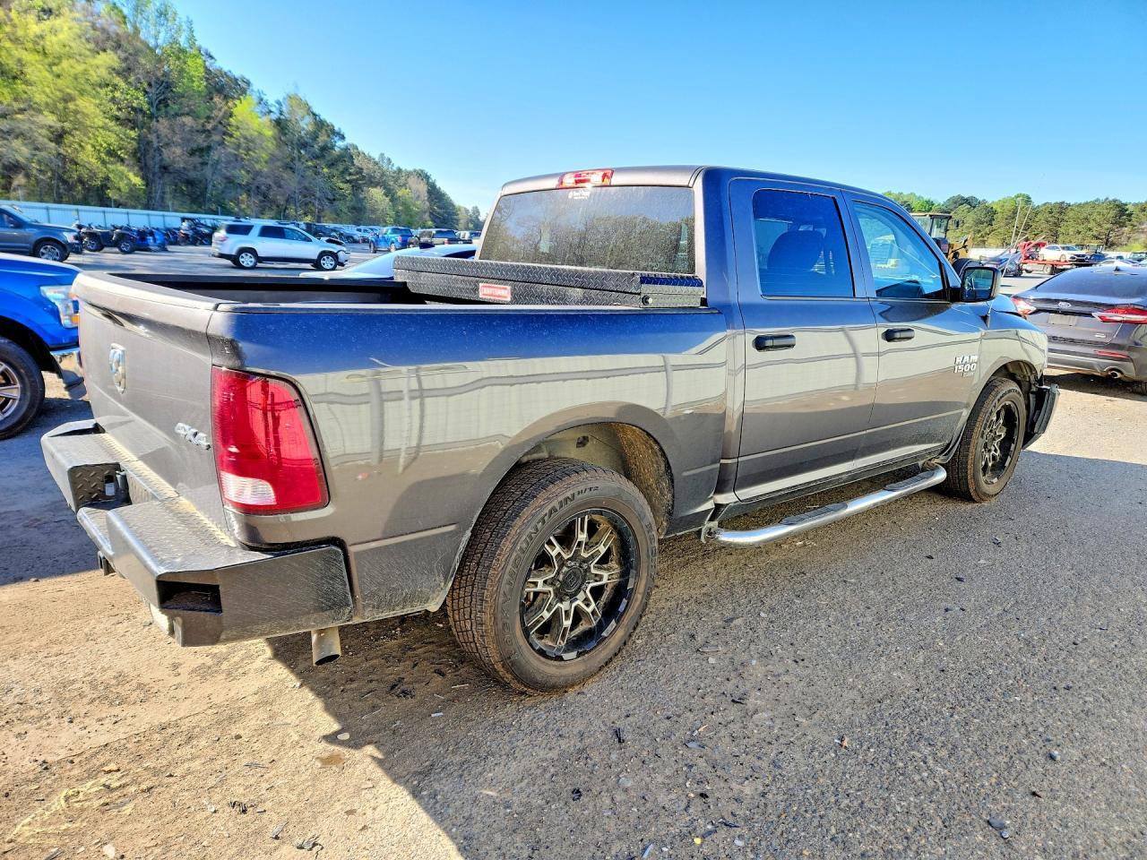 2021 Dodge RAM 1500 Classic Tradesman