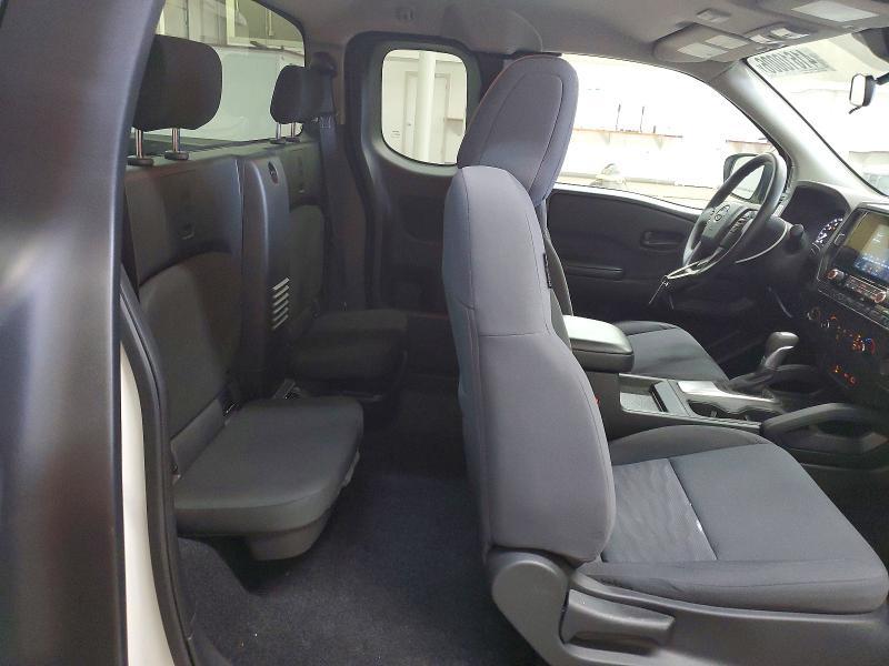 2025 Nissan Frontier S