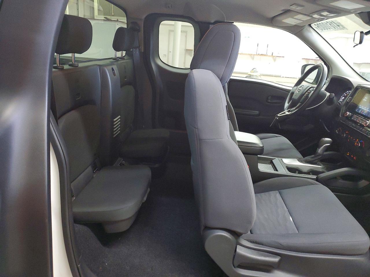 2025 Nissan Frontier S