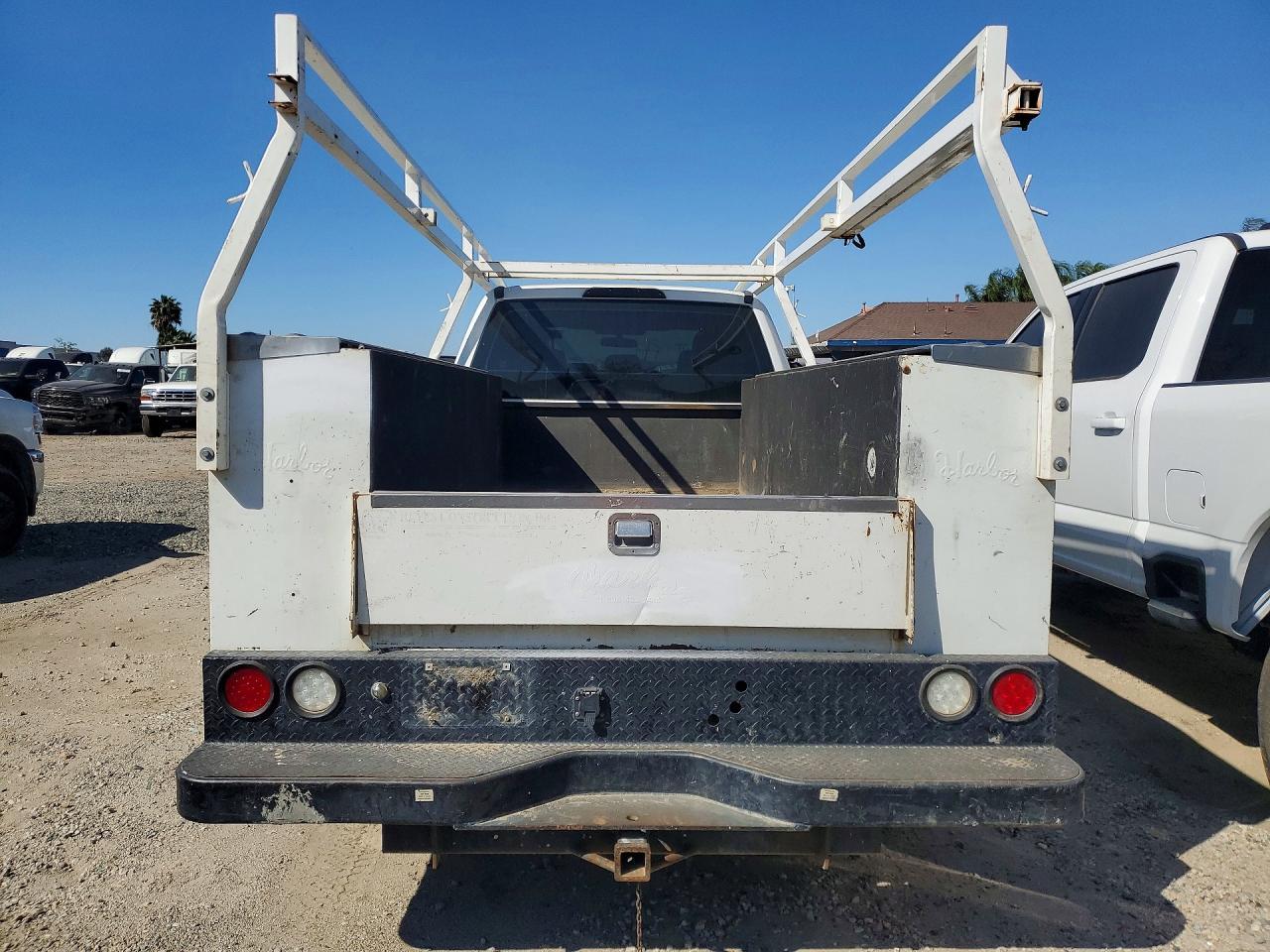 2017 Ford F350 Super Duty Utility / Service Truck