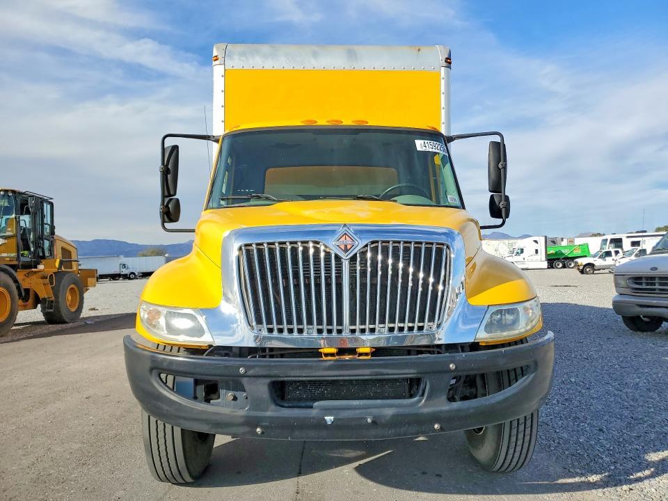 2013 International 4300 BOX Truck