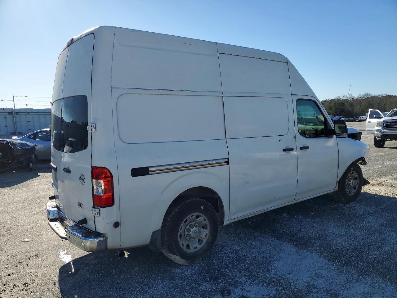 2013 Nissan NV 2500 Delivery Van