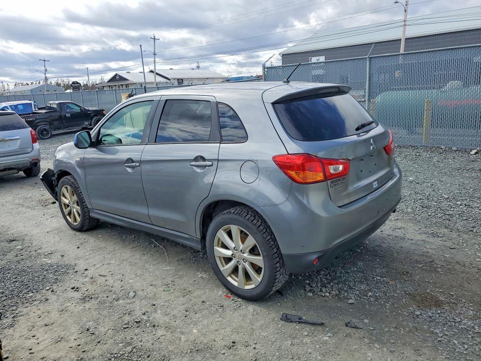 2015 Mitsubishi Rvr se