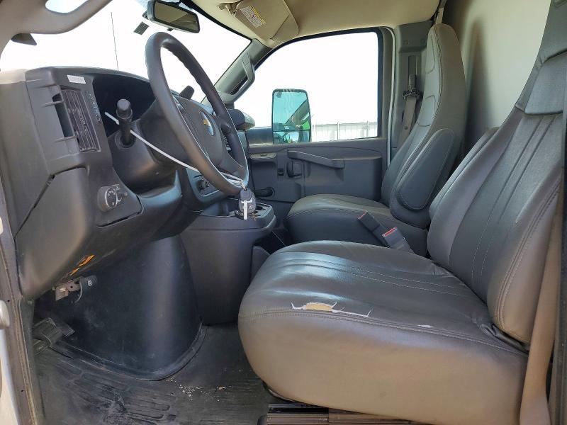 2020 Chev Express G4500