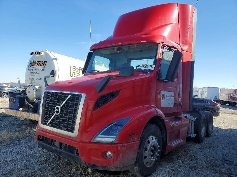 2020 Volv O vnr Semi Truck
