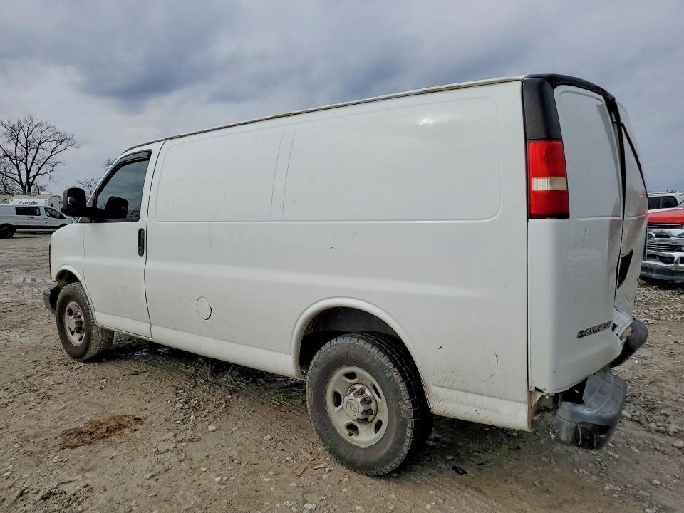 2015 Chevrolet Express G2500