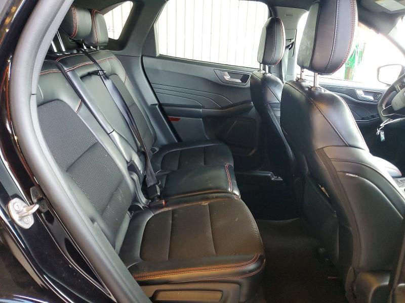 2025 Ford Escape st Line
