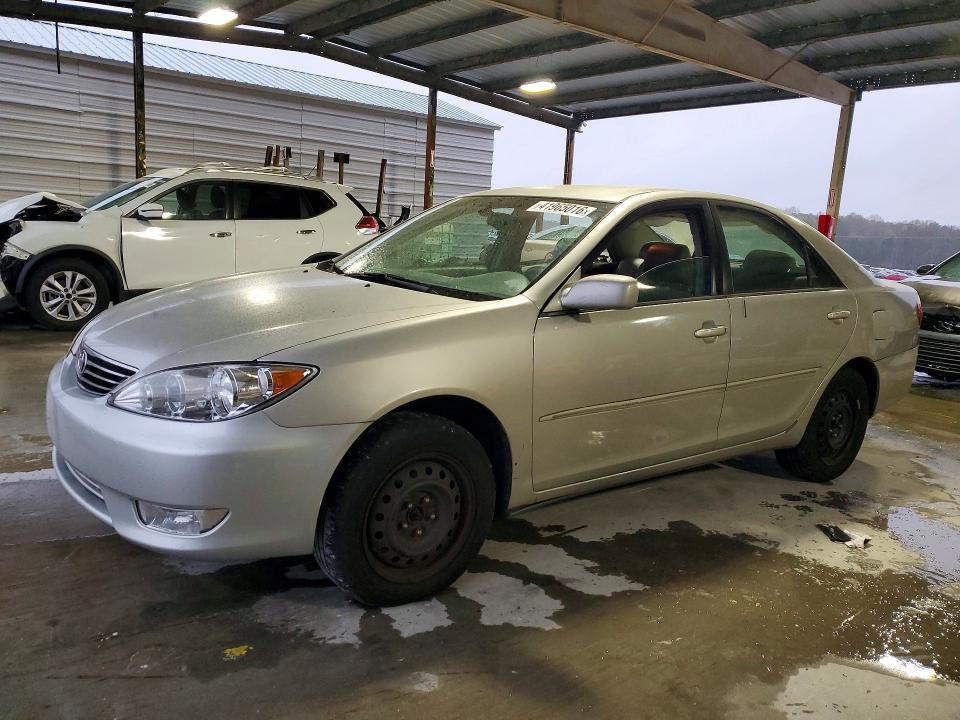 2005 Toyota Camry xle