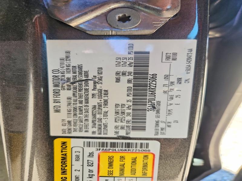 2019 Ford Fusion se