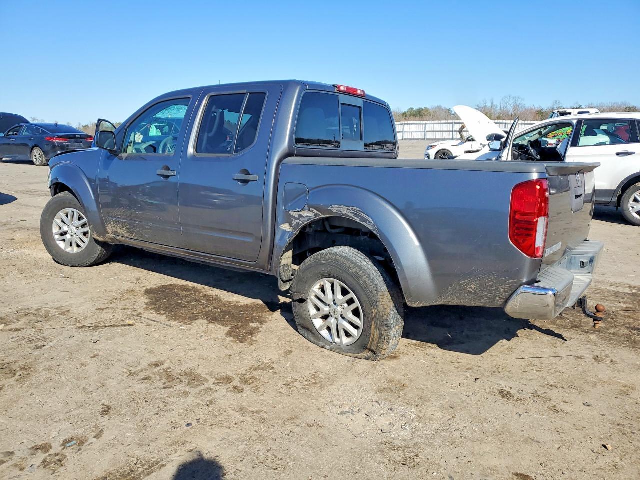 2016 Nissan Frontier SV