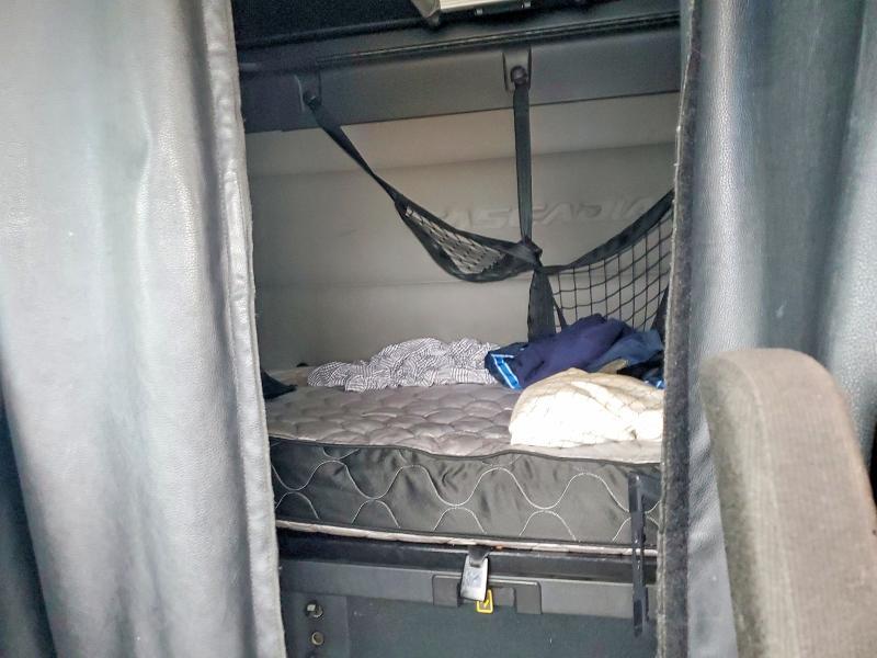 2019 Freigliner 2019 Freightliner Cascadia 126 Semi Truck