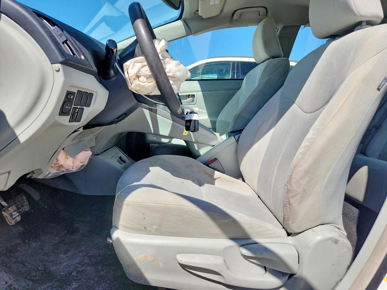 2015 Toyota Prius Three