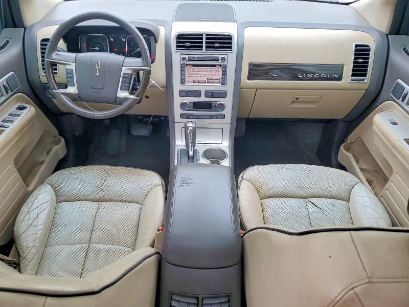 2008 Lincoln Townhouse MKX