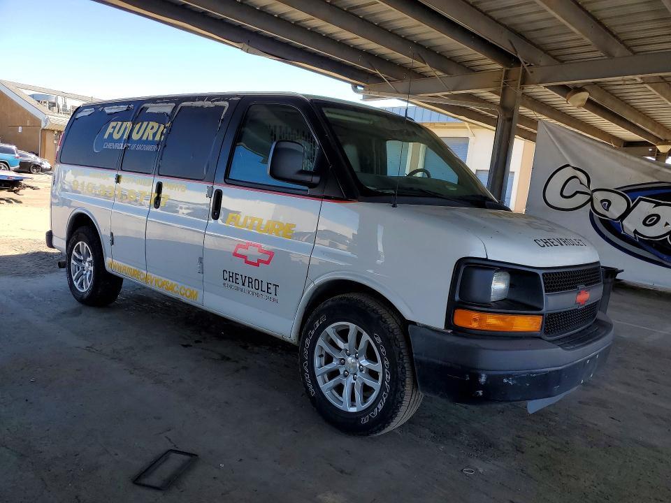 2014 Chev Express G1500