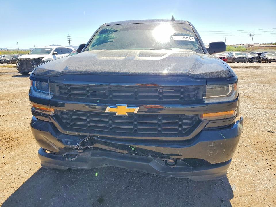 2018 Chevrolet Silverado C1500 Custom