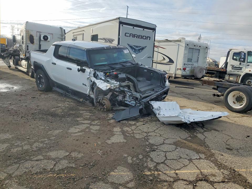 2022 GMC Hummer Pickup Edition 1