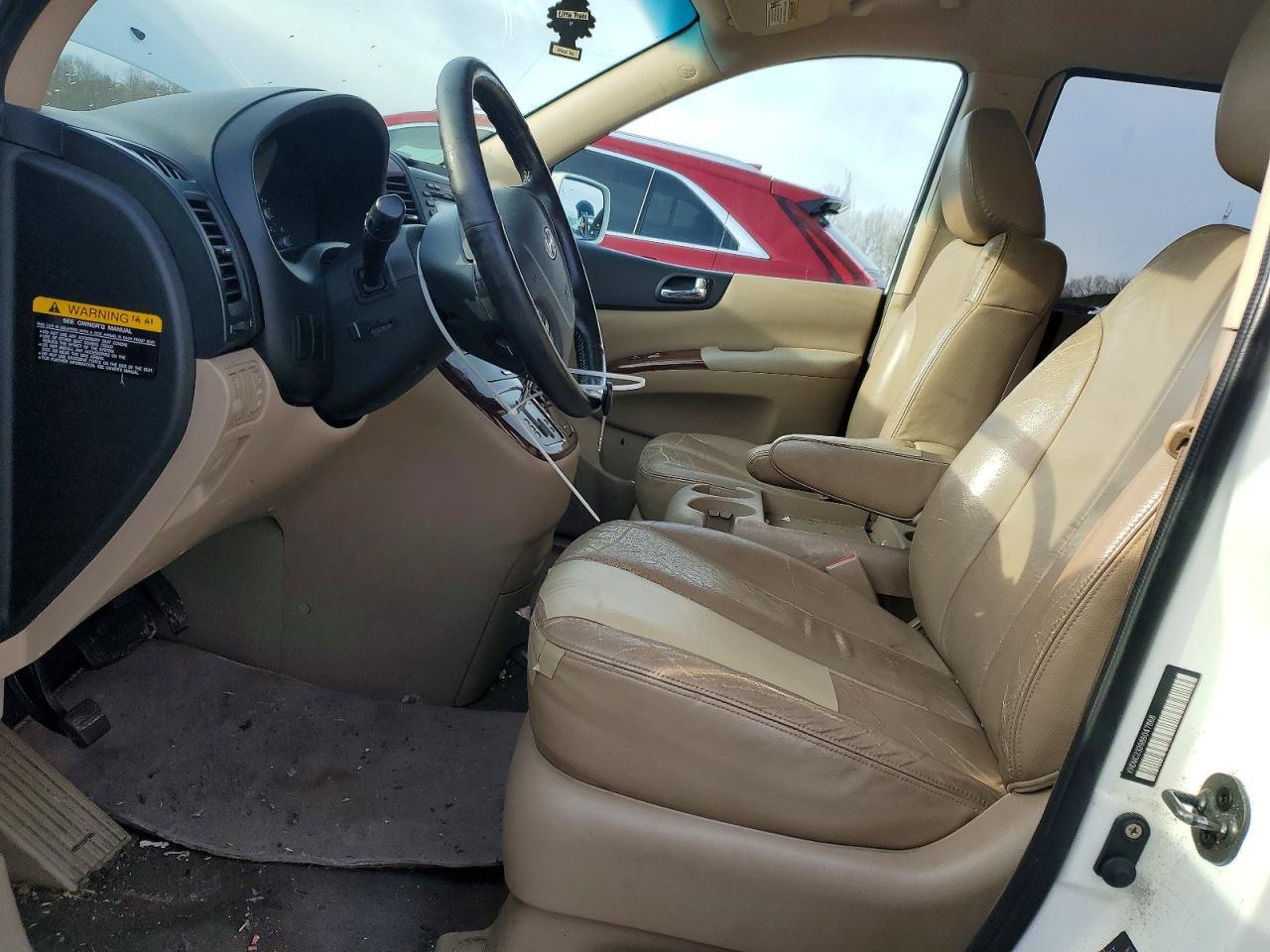 2008 Hyundai Entourage gls