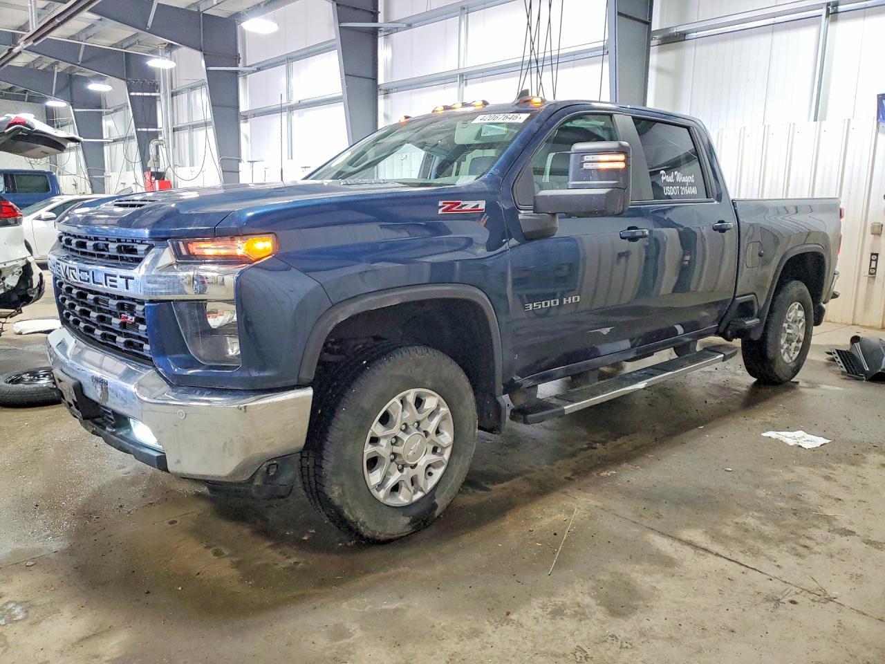 2020 Chevrolet Silverado K3500 LT