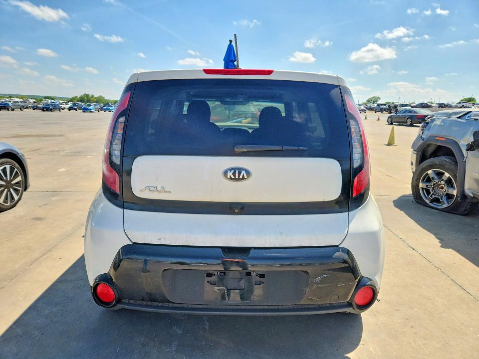 2016 KIA Soul +