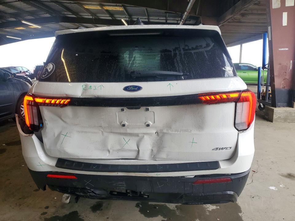 2025 Ford Explorer St-line