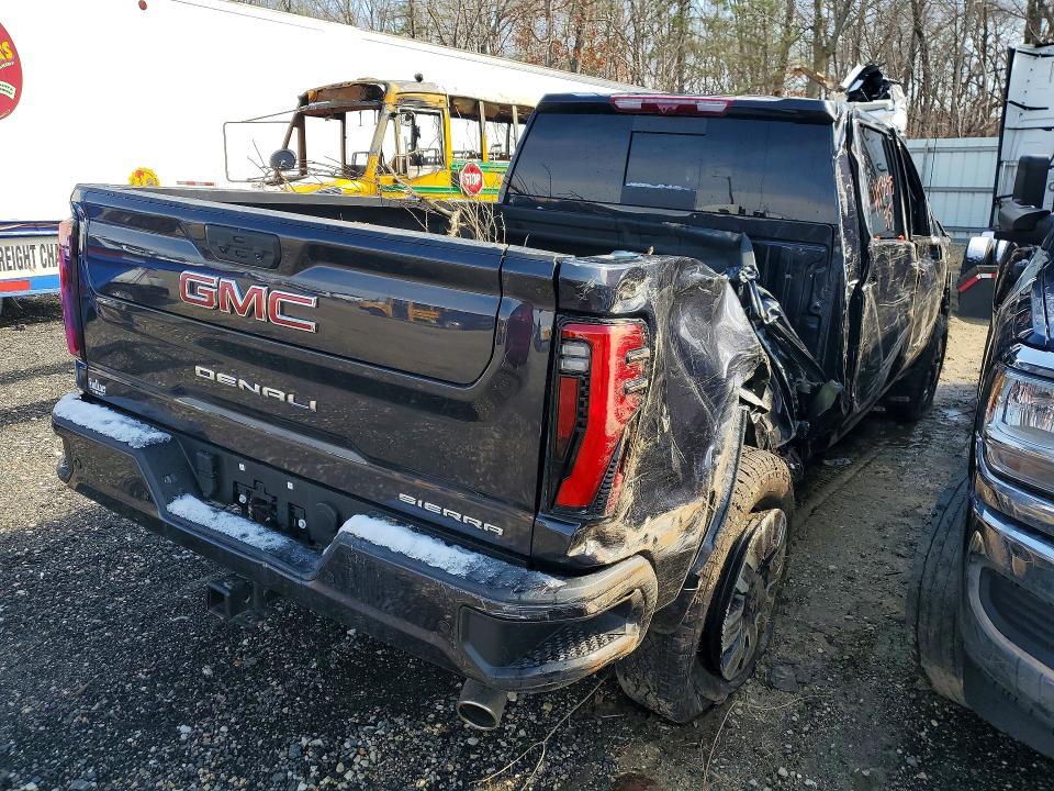 2025 GMC Sierra K2500 Denali