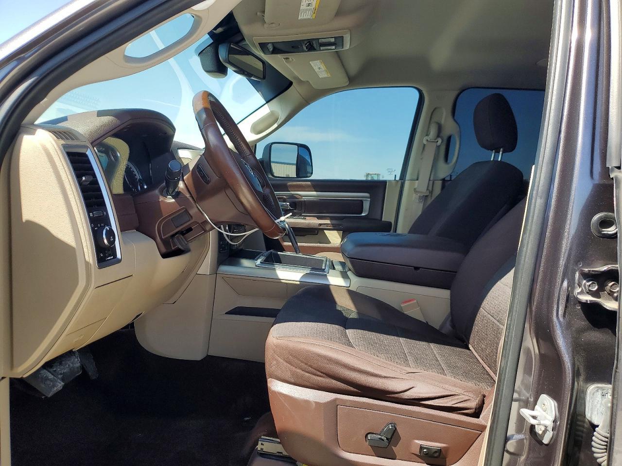 2014 Dodge RAM 1500 SLT