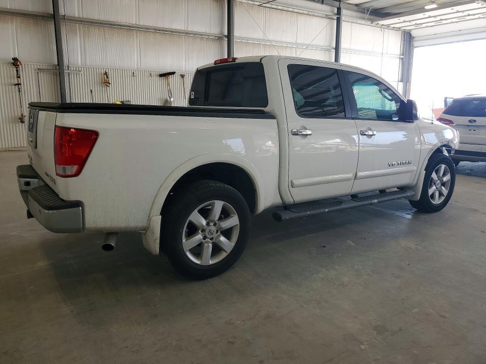 2010 Nissan Titan SE