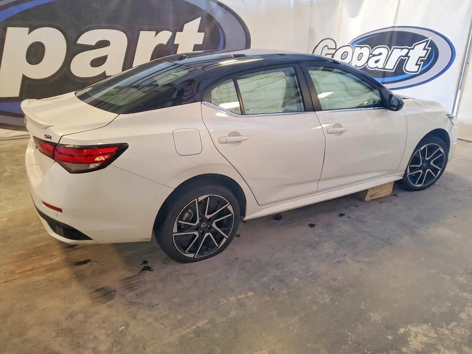 2025 Nissan Sentra sr