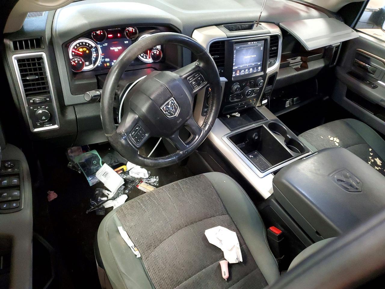 2014 Dodge RAM 1500 SLT