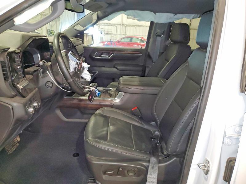 2024 GMC Sierra K1500 SLT