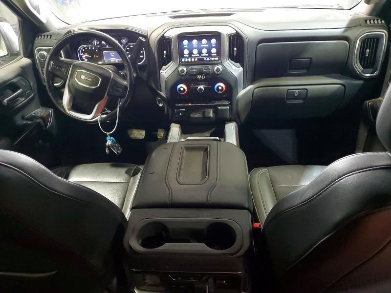 2020 GMC Sierra K1500 slt