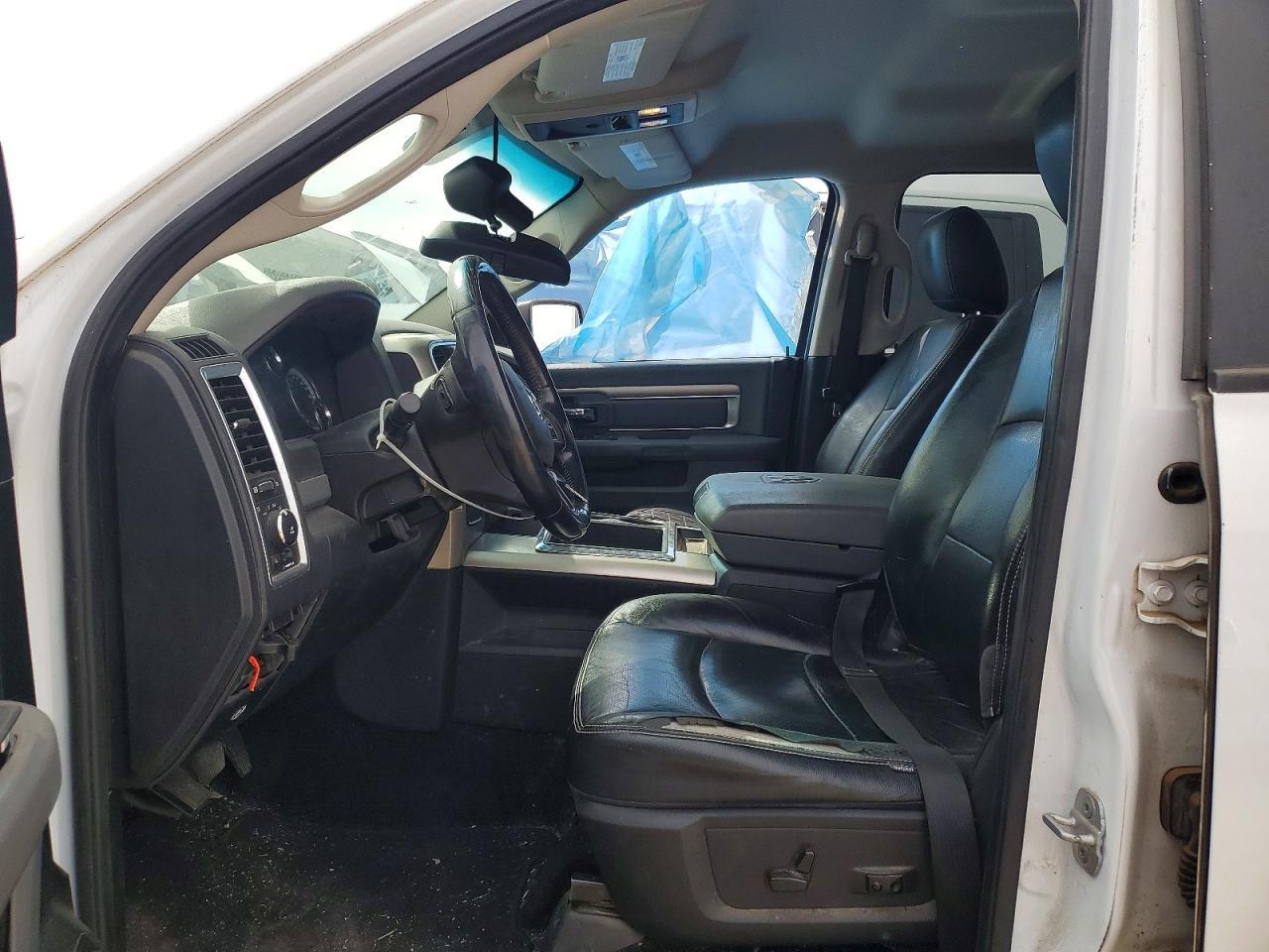 2013 Dodge RAM 1500 SLT