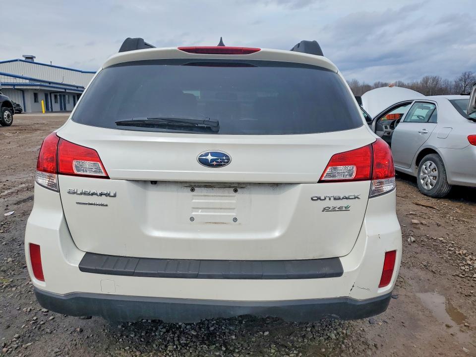 2013 Subaru Outback 2.5i Limited