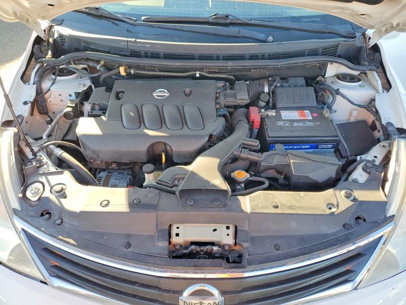 2011 Nissan Versa 1.8 s