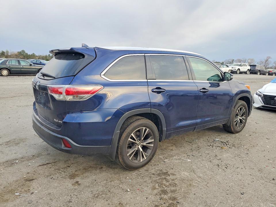 2016 Toyota Highlander xle