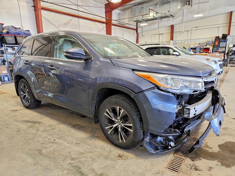 2016 Toyota Highlander xle
