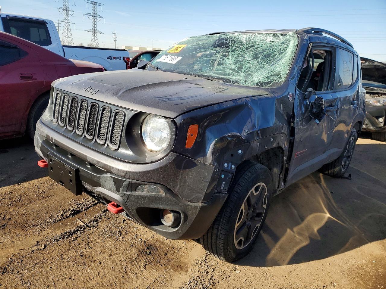 2016 Jeep Renegade Trailhawk