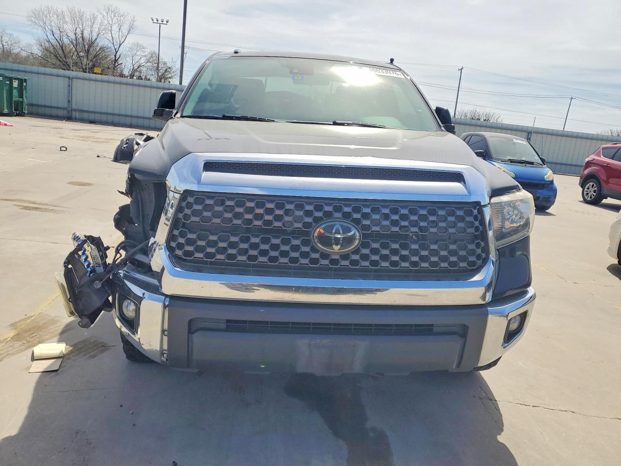 2018 Toyota Tundra SR5